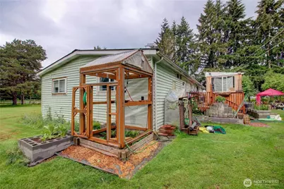 7185 Old Hwy 99 N Road, Burlington, WA 98233 - Photo 13