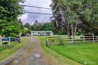 7185 Old Hwy 99 N Road, Burlington, WA 98233 - Photo 3