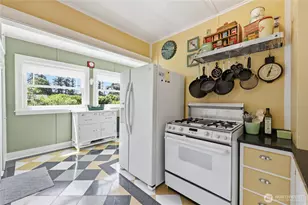 4999 Erlands Point Rd NW, Bremerton, WA 98312 - Photo 15