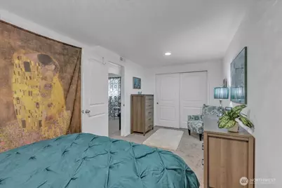 829 Maplewood Avenue, Kent, WA 98030 - Photo 31