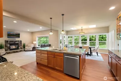 7728 213th Avenue SE, Snohomish, WA 98290 - Photo 9