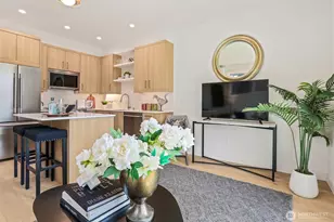8330 24th Ave NW, Seattle, WA 98117 - Photo 7