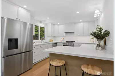 17102 NE 84th St, Redmond, WA 98052 - Photo 9
