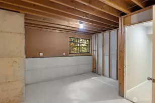 5221 Somerset Dr SE, Bellevue, WA 98006 - Photo 35