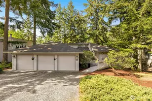 5221 Somerset Dr SE, Bellevue, WA 98006 - Photo 1