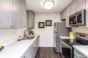 2500 81st Ave SE, Mercer Island, WA 98040 - Photo 3