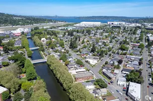 1003 N 1st St, Renton, WA 98057 - Photo 9