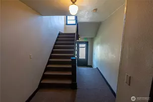 1003 N 1st St, Renton, WA 98057 - Photo 21