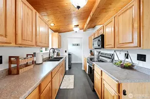 705 E Stanley Pl, Granite Falls, WA 98252 - Photo 15