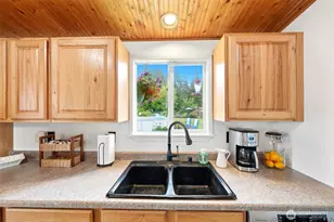705 E Stanley Pl, Granite Falls, WA 98252 - Photo 17