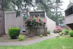 4823 180th St SW, Lynnwood, WA 98037 - Photo 1
