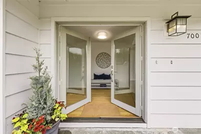 7001 N 13th Street, Tacoma, WA 98406 - Photo 3