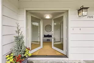7001 N 13th St, Tacoma, WA 98406 - Photo 3