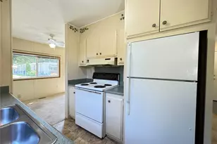 930 Trosper Rd SW, Tumwater, WA 98512 - Photo 11