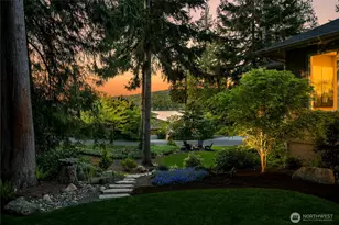 28 Strawberry Point Rd, Bellingham, WA 98229 - Photo 3