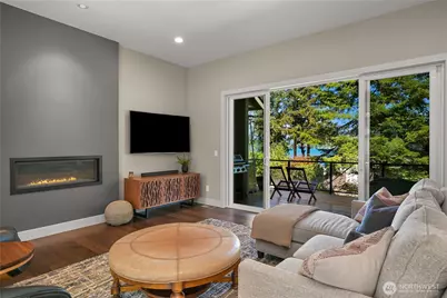 28 Strawberry Point Road, Bellingham, WA 98229 - Photo 11