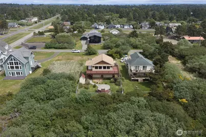 507 Sand Dune Avenue SW, Ocean Shores, WA 98569 - Photo 3