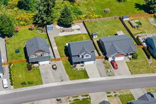 107 Brodie Street SE, Rainier, WA 98576 - Photo 33