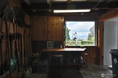 538 Bush Point Road, Freeland, WA 98249 - Photo 15