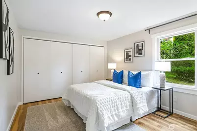 8800 Ravenna Avenue NE, Seattle, WA 98115 - Photo 7