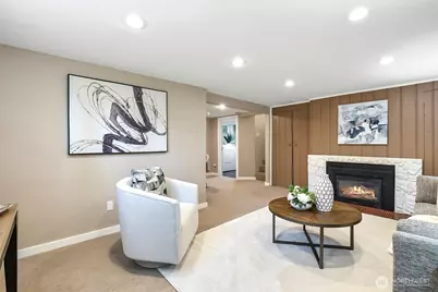 8800 Ravenna Avenue NE, Seattle, WA 98115 - Photo 13