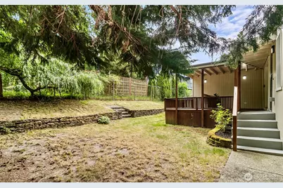 8800 Ravenna Avenue NE, Seattle, WA 98115 - Photo 17