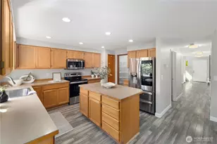 19919 101st Ave SE, Renton, WA 98055 - Photo 11