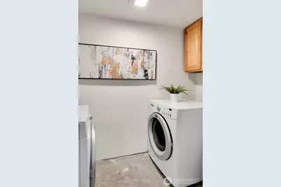 4711 51st Avenue S, Seattle, WA 98118 - Photo 23