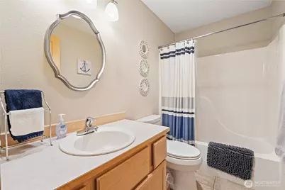 808 W Manson Highway #C303, Chelan, WA 98816 - Photo 17