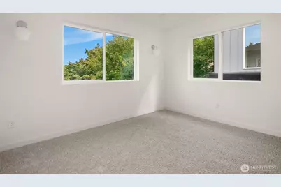 2028 NE 123rd Street, Seattle, WA 98125 - Photo 11