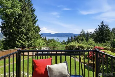 639 W Lake Sammamish Parkway NE, Bellevue, WA 98008 - Photo 3