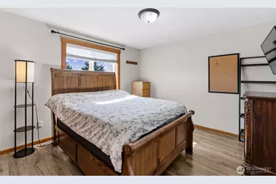 2401 12th Avenue NW, Puyallup, WA 98371 - Photo 25