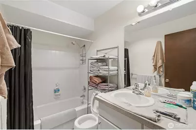 2820 15th Avenue W, Seattle, WA 98119 - Photo 13