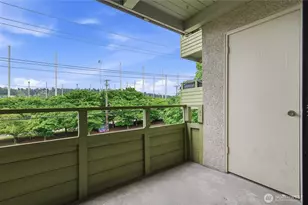 2820 15th Ave W, Seattle, WA 98119 - Photo 5