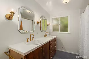 6180 NE 185th St, Kenmore, WA 98028 - Photo 9
