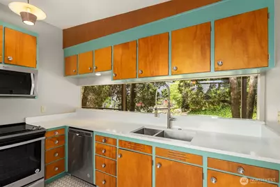 6180 NE 185th Street, Kenmore, WA 98028 - Photo 3