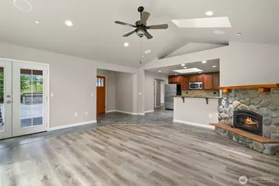 17210 SE May Valley Road, Renton, WA 98059 - Photo 7