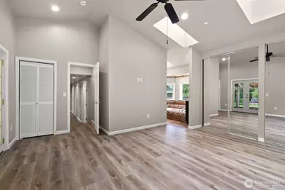 17210 SE May Valley Road, Renton, WA 98059 - Photo 15