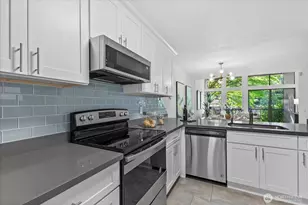 6453 139th Pl NE, Redmond, WA 98052 - Photo 11