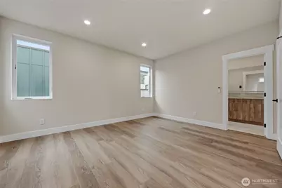 910 15th Avenue #C, Seattle, WA 98122 - Photo 15