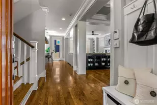 111 NE 63rd St, Seattle, WA 98115 - Photo 3