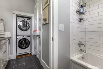 111 NE 63rd Street, Seattle, WA 98115 - Photo 17