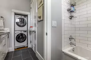 111 NE 63rd St, Seattle, WA 98115 - Photo 17