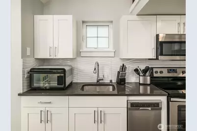 111 NE 63rd Street, Seattle, WA 98115 - Photo 39