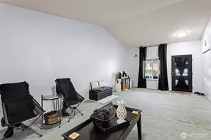 1040 NE Big Berry Loop, Oak Harbor, WA 98277 - Photo 9