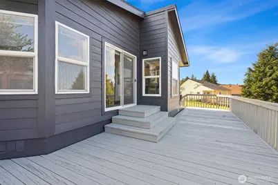 526 Taft Avenue, Raymond, WA 98577 - Photo 27