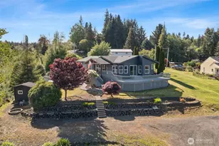 526 Taft Ave, Raymond, WA 98577 - Photo 1