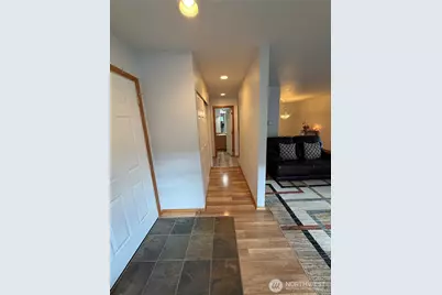 22615 W 44th Ave, Mountlake Terrace, WA 98043 - Photo 15