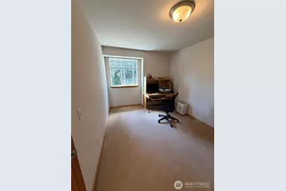 22615 W 44th Ave, Mountlake Terrace, WA 98043 - Photo 21