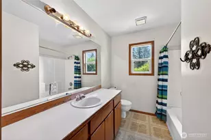 7011 47th Ave E, Tacoma, WA 98443 - Photo 23
